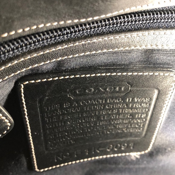 Black Coach Monogram Shoulder Bag - Picture 4 of 10